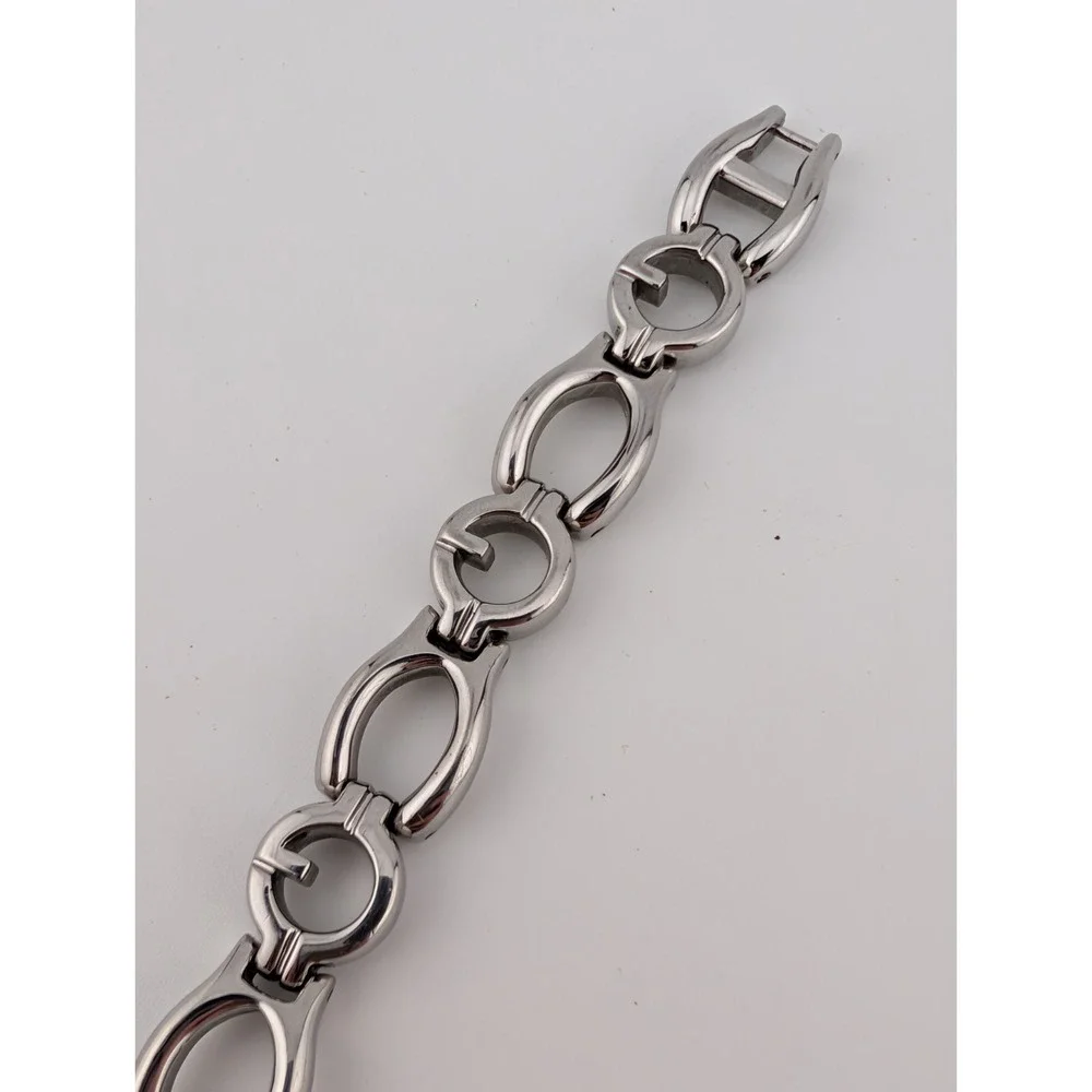 Vintage Guess Watchc Women 23mm Case Spiral Dial Silver 6.5